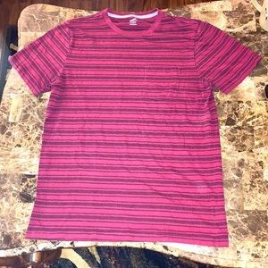 Old Navy tshirt